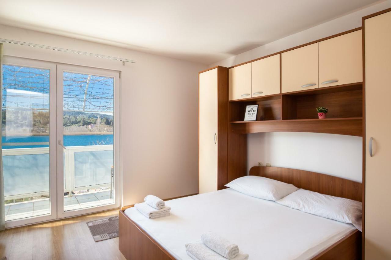 Apartments Barbir Плоче Экстерьер фото