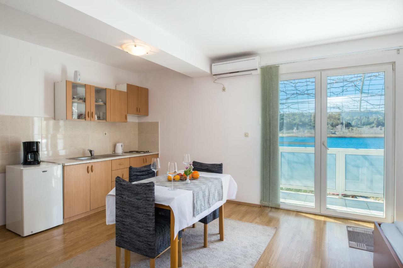 Apartments Barbir Плоче Экстерьер фото