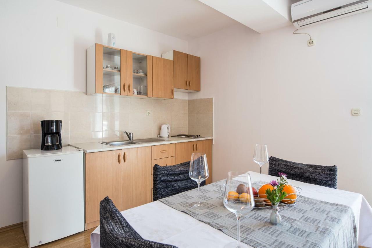 Apartments Barbir Плоче Экстерьер фото