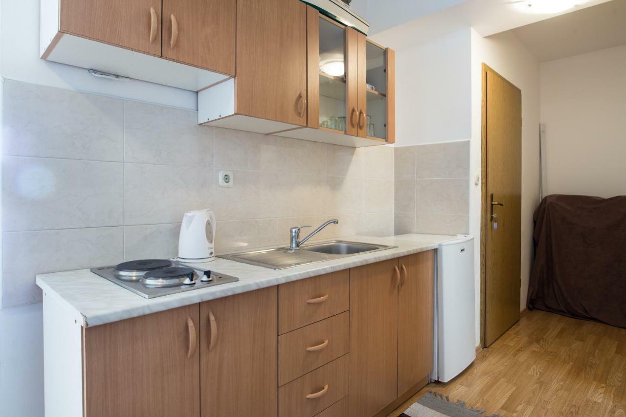 Apartments Barbir Плоче Экстерьер фото